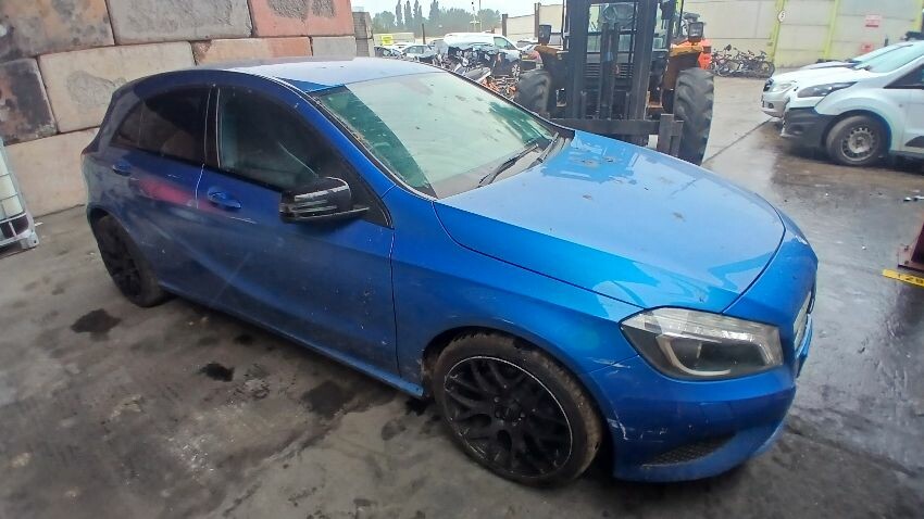2014 MERCEDES A-CLASS