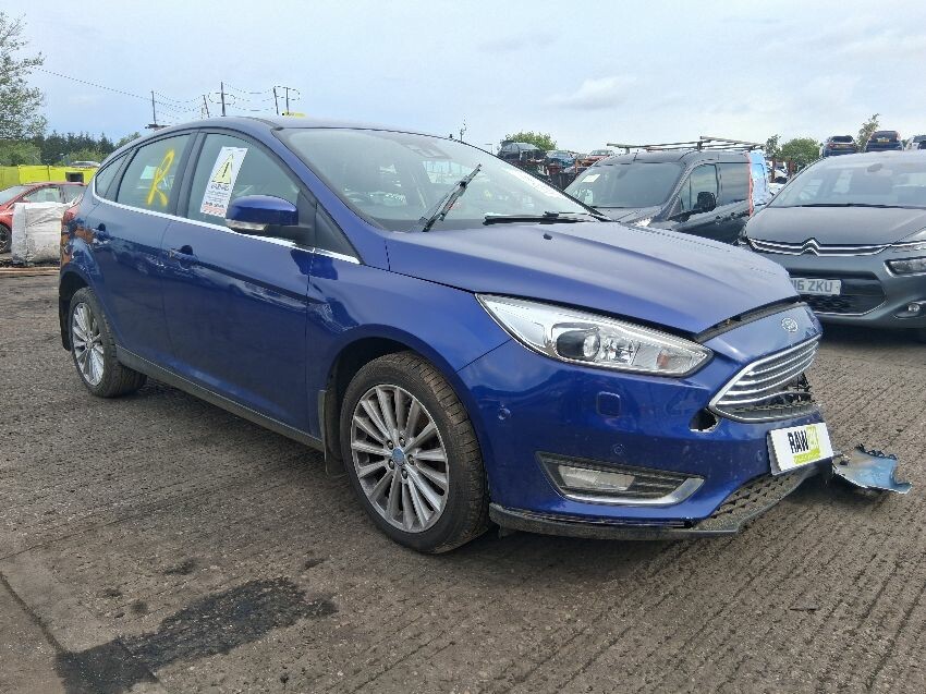 2015 FORD FOCUS