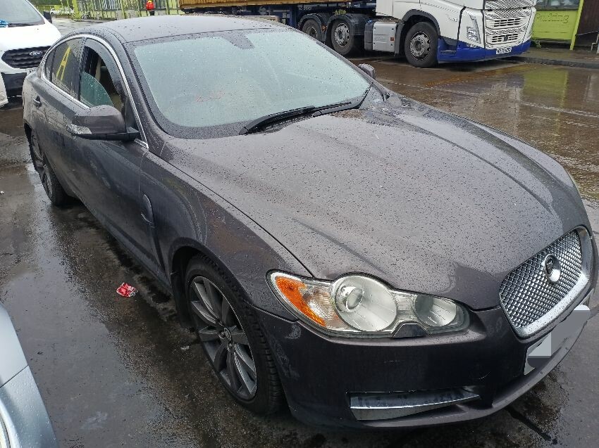 2009 JAGUAR XF
