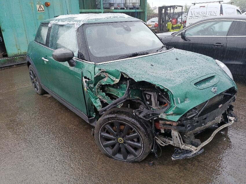 2020 MINI HATCH