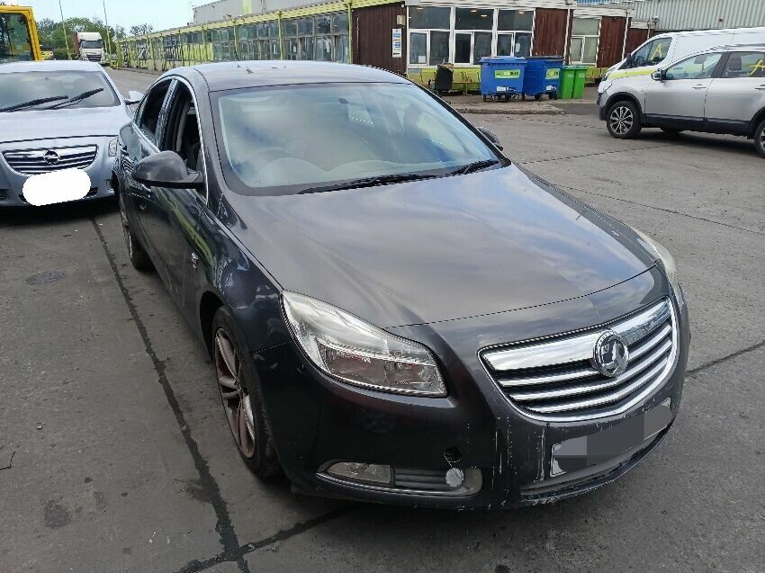 2010 VAUXHALL INSIGNIA