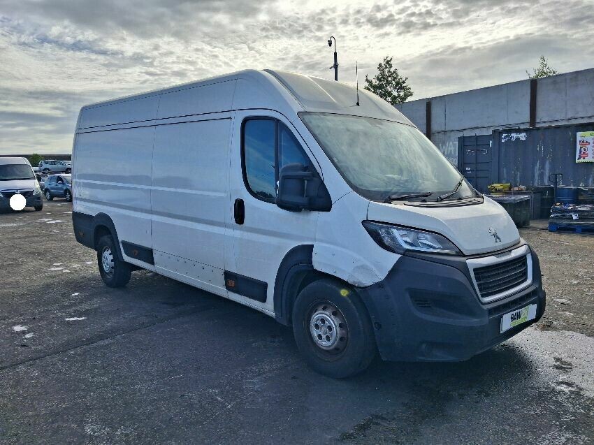 2021 PEUGEOT BOXER