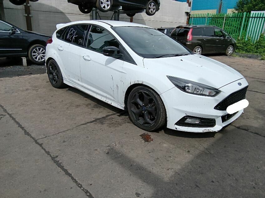 2015 FORD FOCUS