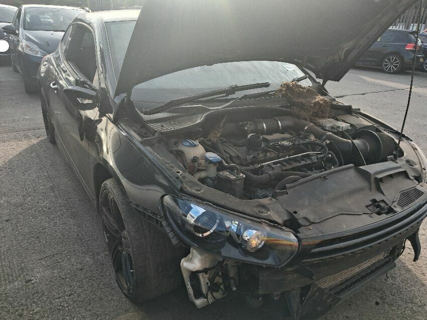 2010 VOLKSWAGEN SCIROCCO