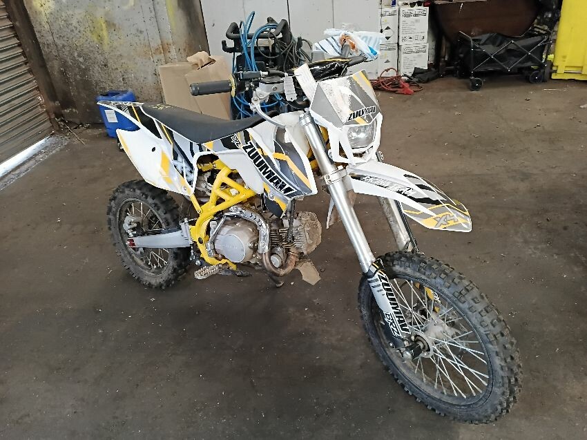  MOTORCYCLE ZUUMAV BRZ