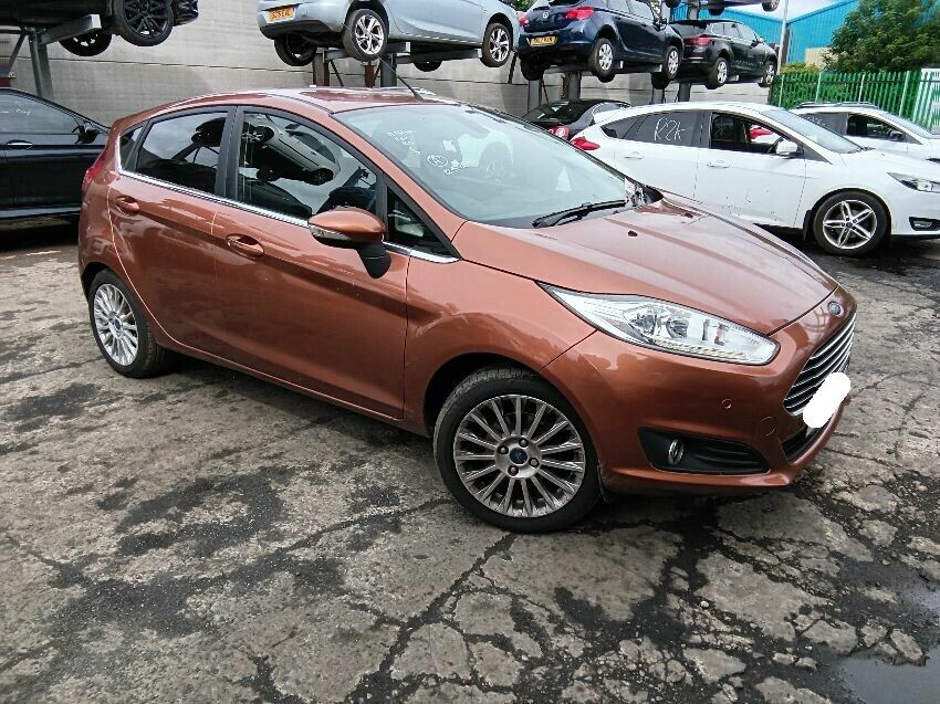 2013 FORD FIESTA