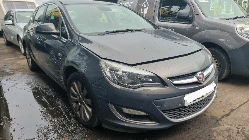 2012 VAUXHALL ASTRA