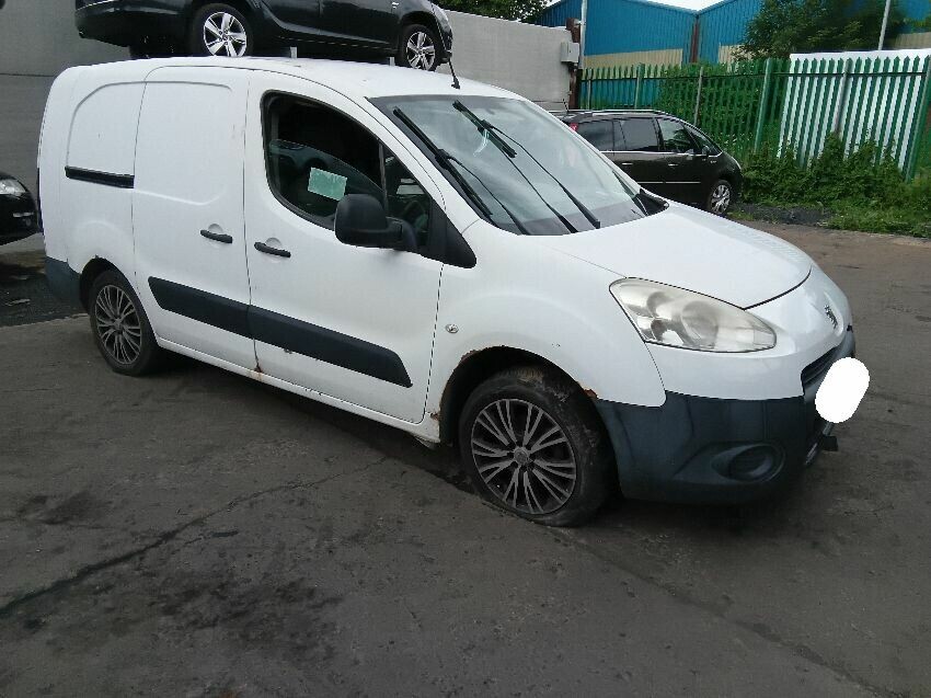 2012 PEUGEOT PARTNER
