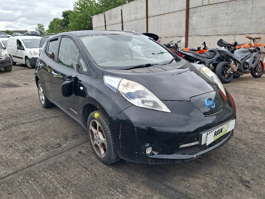 2012 NISSAN LEAF