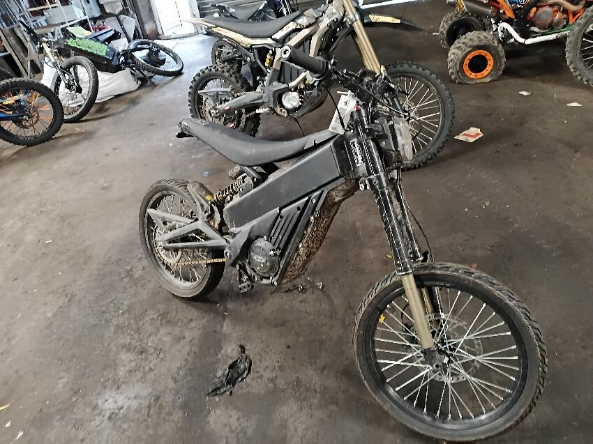  MOTORCYCLE E BIKE