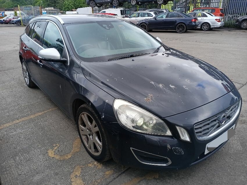 2012 VOLVO V60