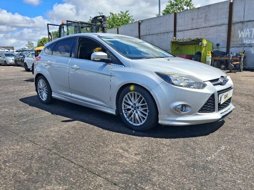 2012 FORD FOCUS