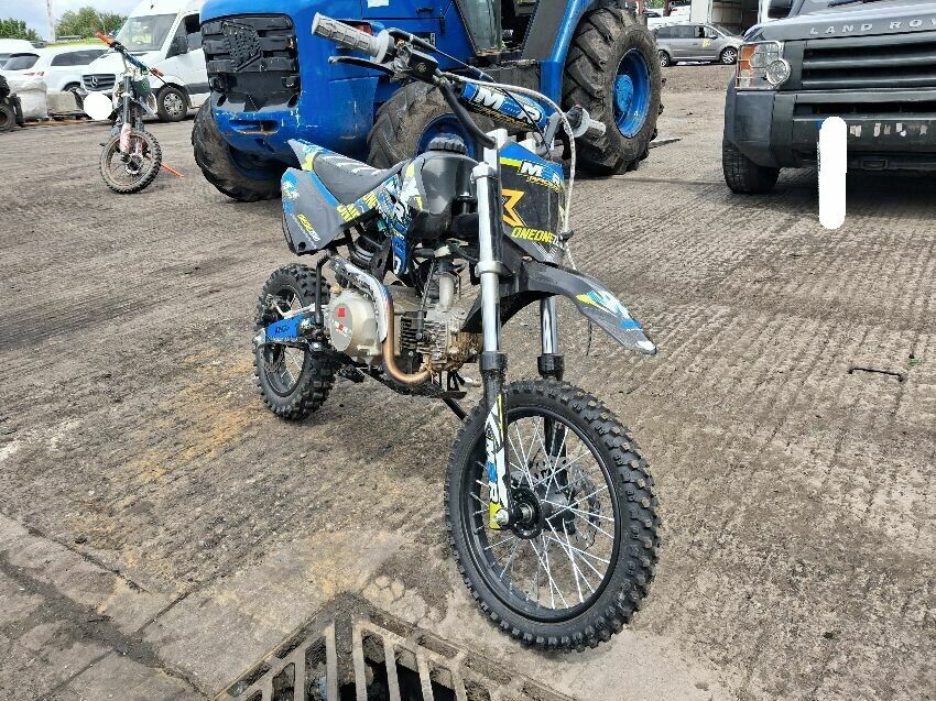  MOTORCYCLE MOTORCYCLE