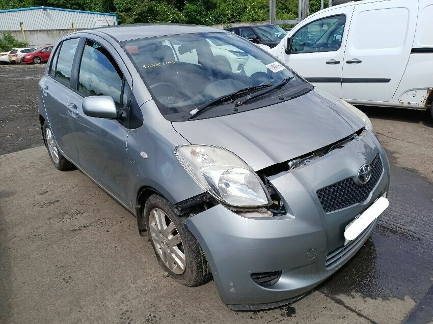 2008 TOYOTA YARIS