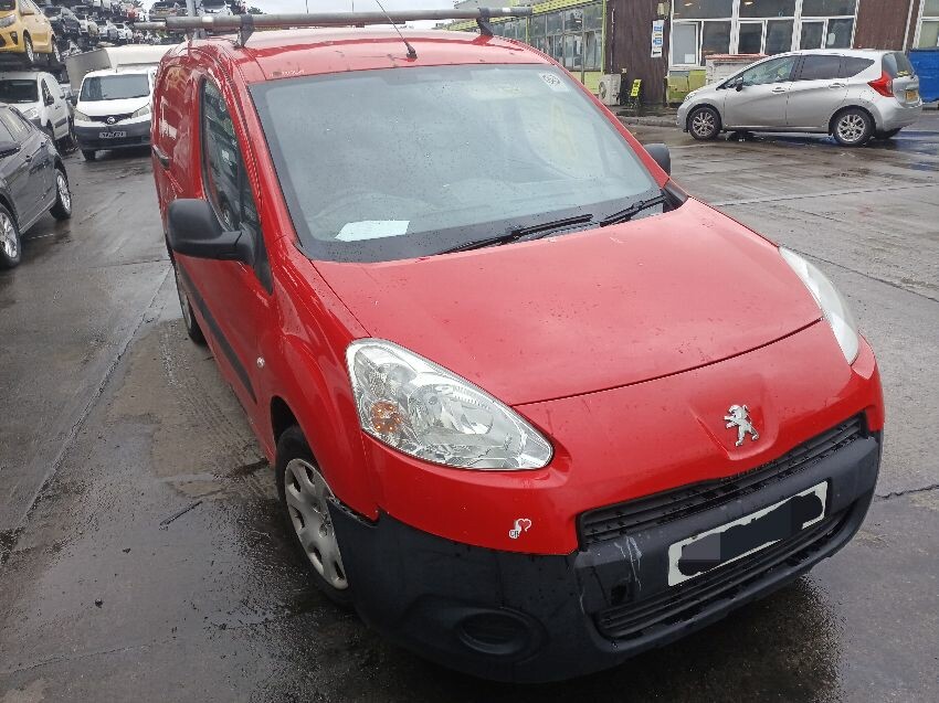 2014 PEUGEOT PARTNER