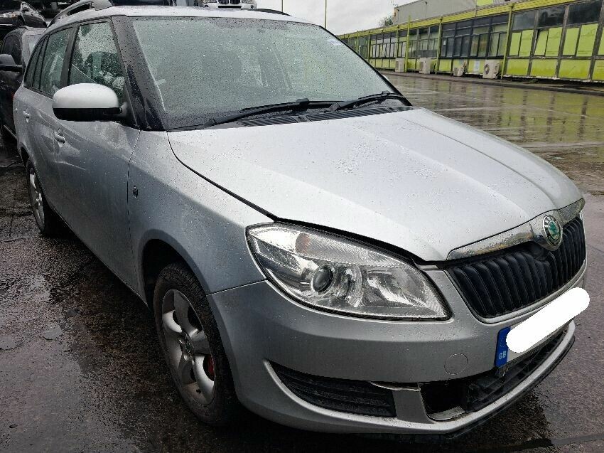 2011 SKODA FABIA