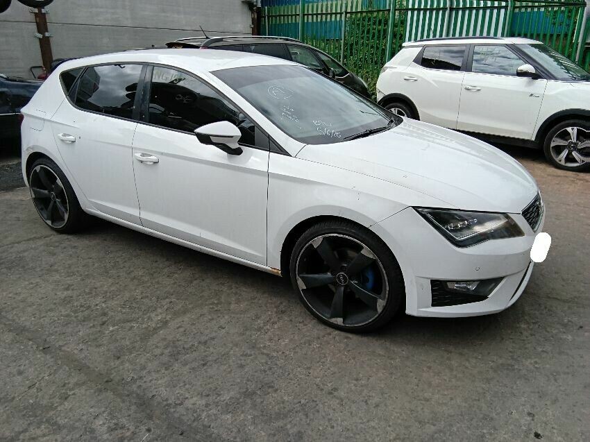 2015 SEAT LEON