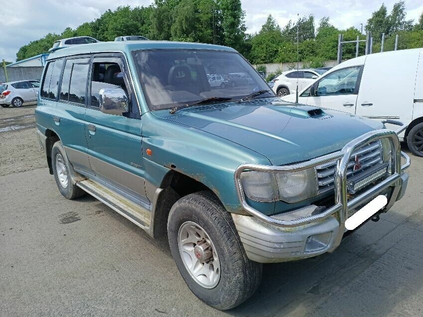 1999 MITSUBISHI SHOGUN