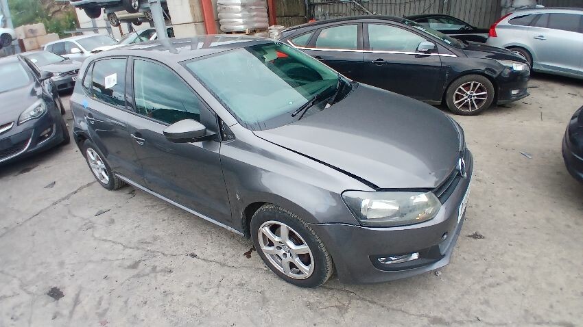 2009 VOLKSWAGEN POLO