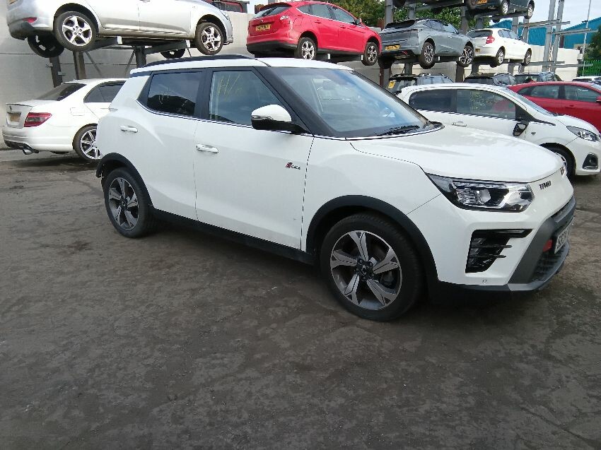 2024 KGM TIVOLI