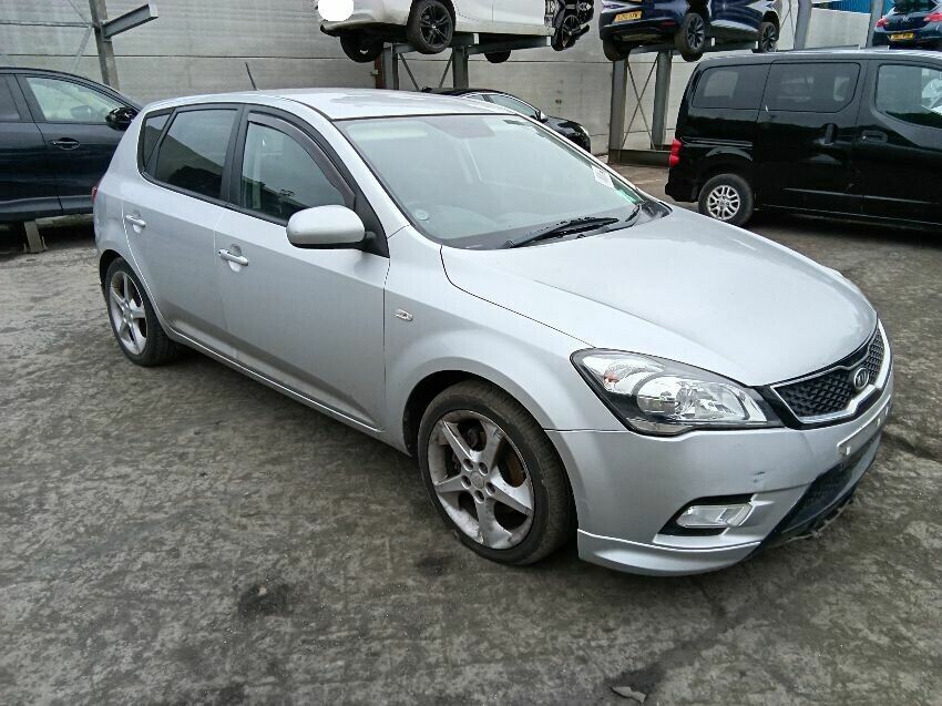 2011 KIA CEED