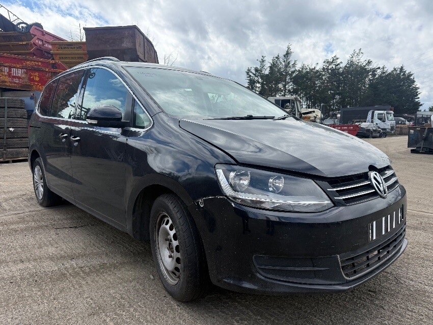 2014 VOLKSWAGEN SHARAN