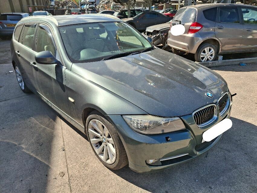 2011 BMW 3 SERIES