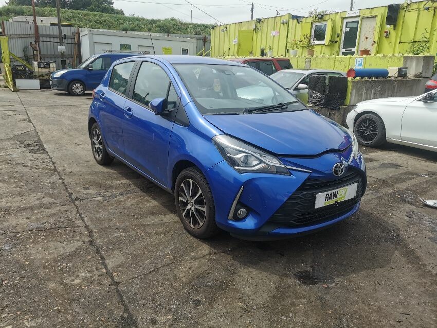 2018 TOYOTA YARIS