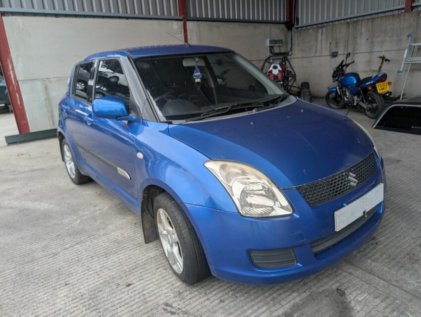 2009 SUZUKI SWIFT
