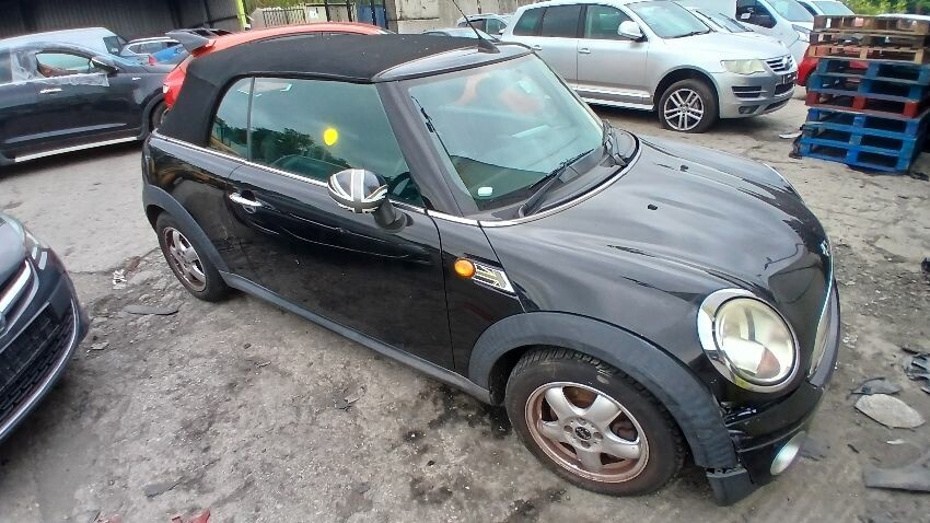 2010 MINI CONVERTIBLE