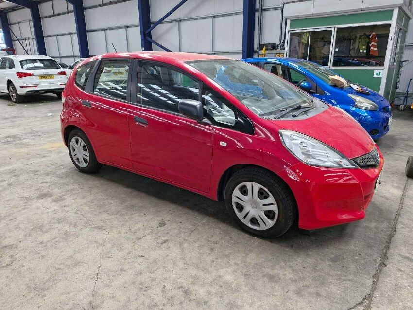 2014 HONDA JAZZ