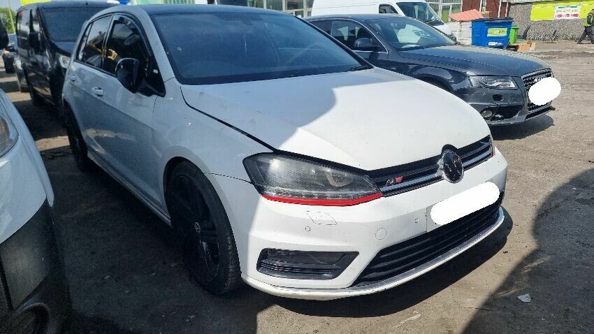 2013 VOLKSWAGEN GOLF