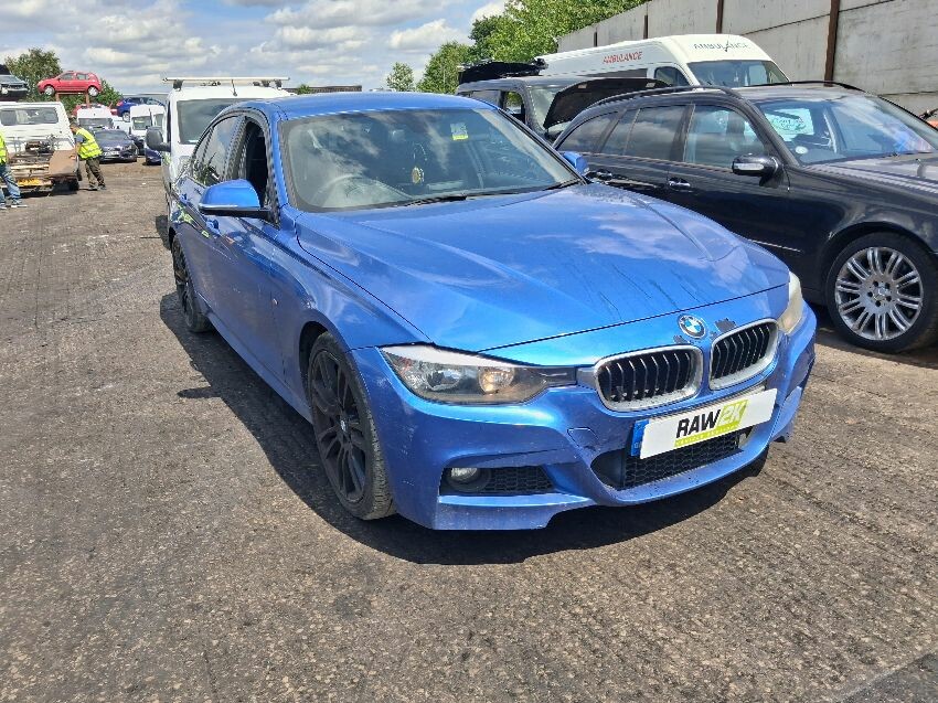 2013 BMW 3 SERIES