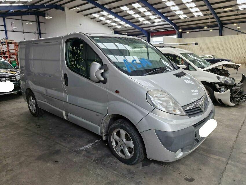 2014 VAUXHALL VIVARO