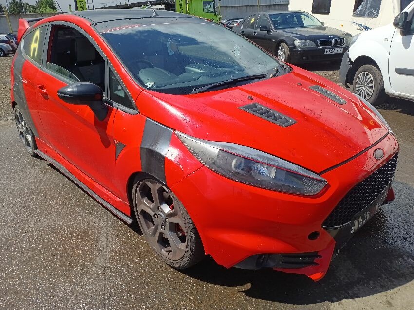 2015 FORD FIESTA