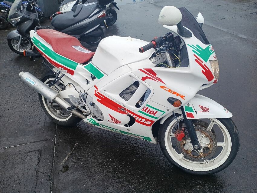 1992 HONDA CBR
