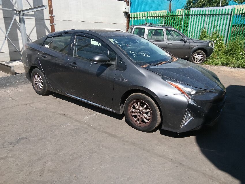 2018 TOYOTA PRIUS