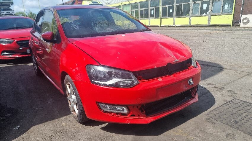 2010 VOLKSWAGEN POLO