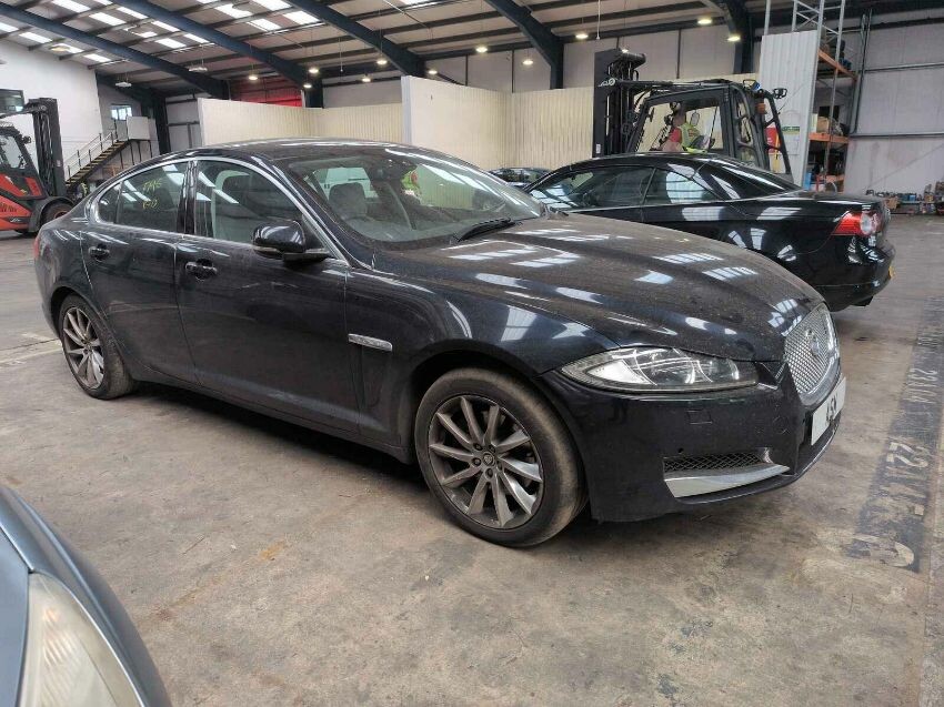 2011 JAGUAR XF