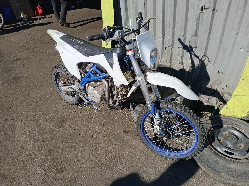  MOTORCYCLE OFF ROAD BIKE