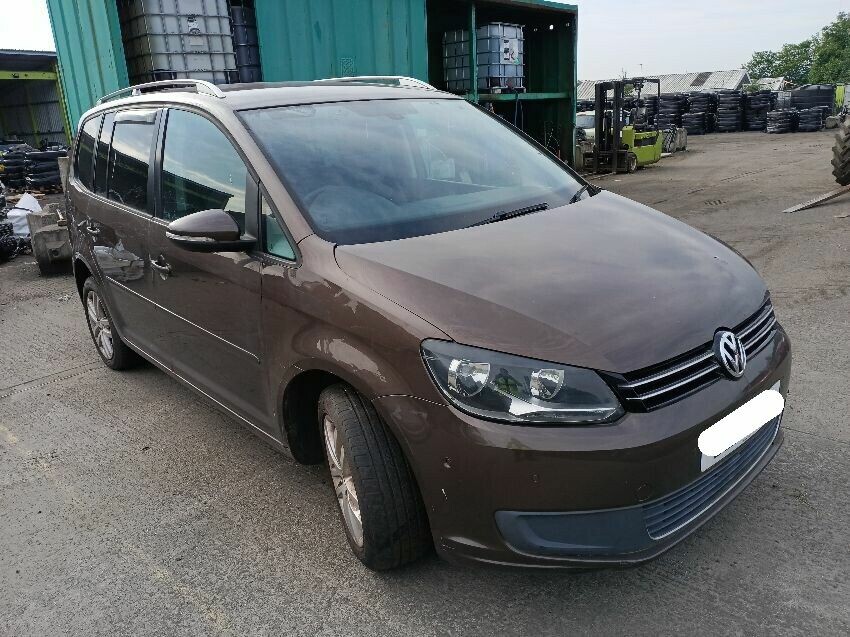 2012 VOLKSWAGEN TOURAN