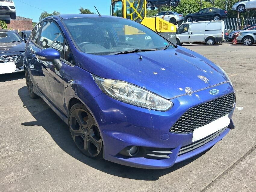 2014 FORD FIESTA ST-2 1,596cc
