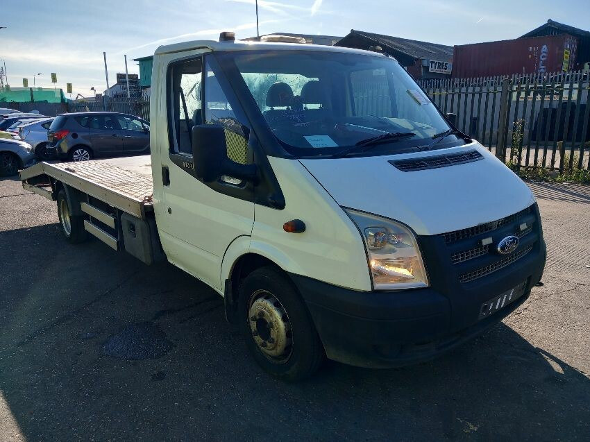 2012 FORD TRANSIT 350 DRW 2,198cc