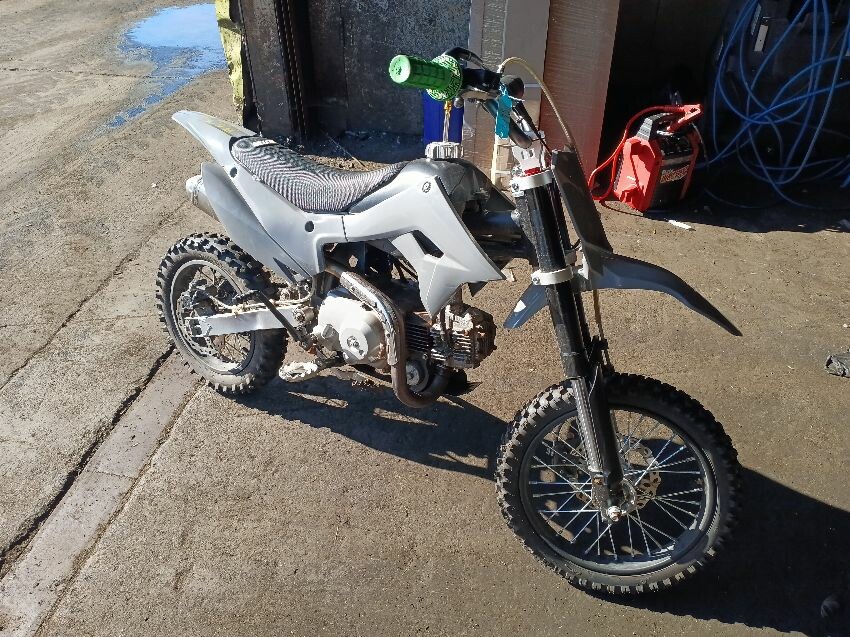  MOTORCYCLE MOTORCYCLE