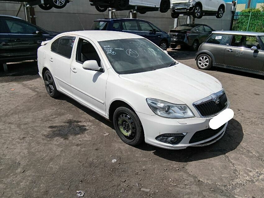 2010 SKODA OCTAVIA