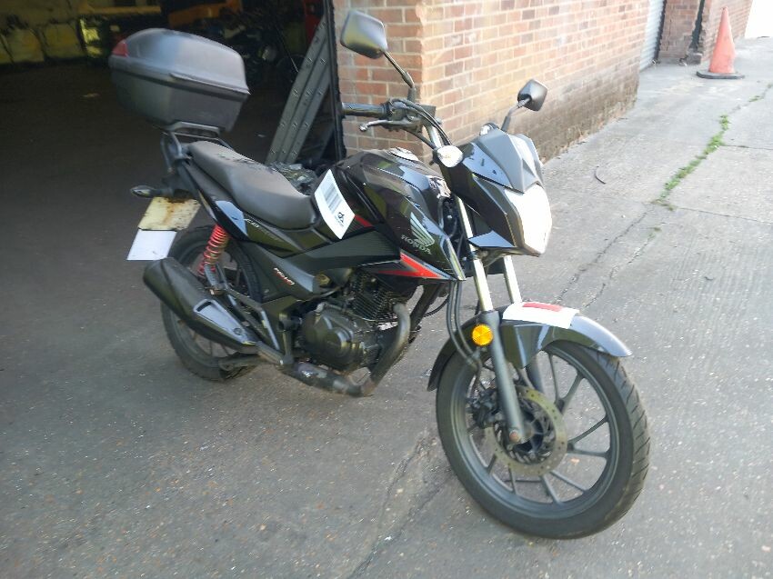 2018 HONDA CB CB 125 F GLR1251WH-H 125cc