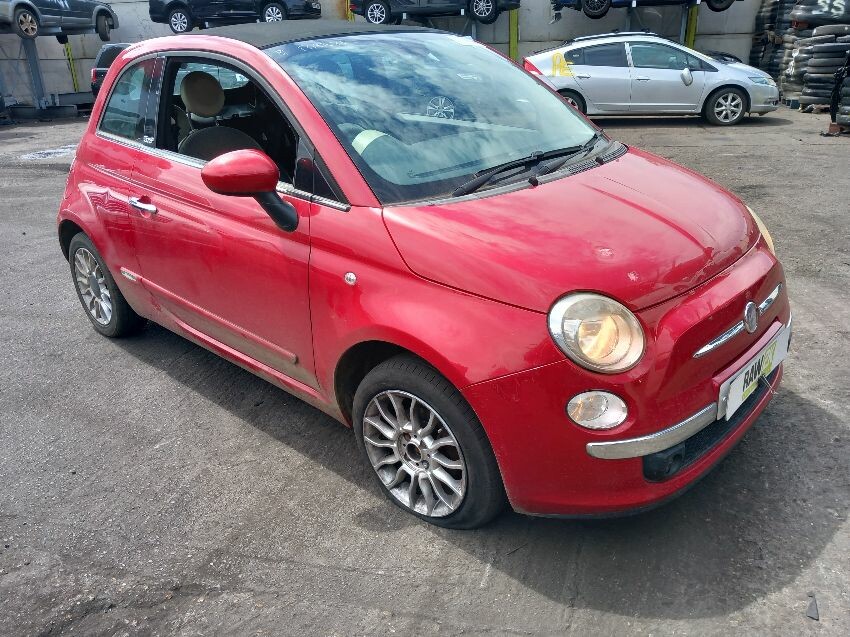 2010 FIAT 500C