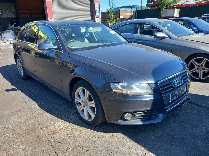 2011 AUDI A4 AVANT TDI E TECHNIK 1,968cc