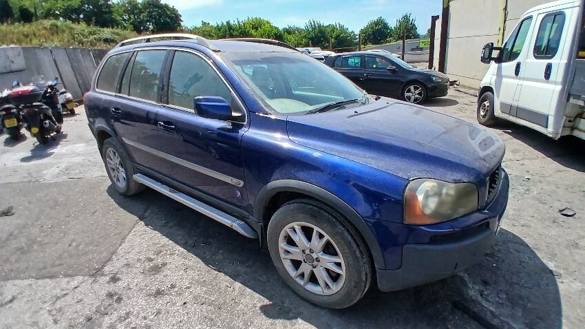 2005 VOLVO XC90