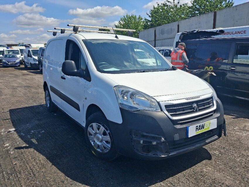 2017 PEUGEOT PARTNER